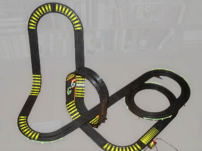 cliffhanger slot car track